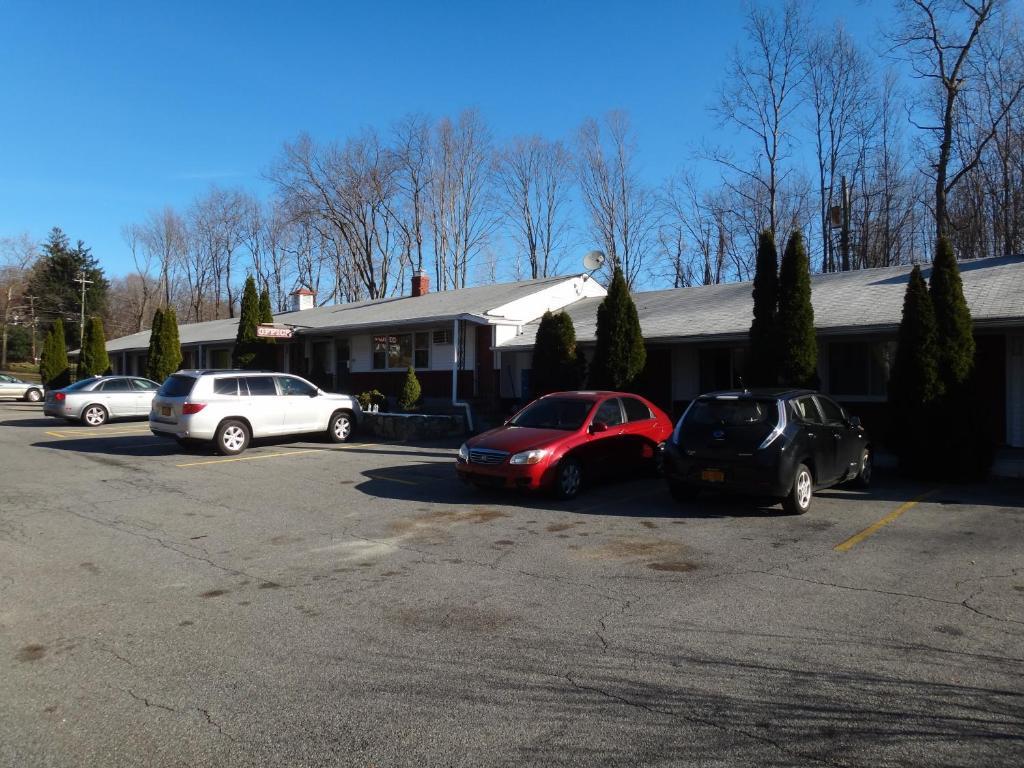 Budget Motor Inn- Mahopac Extérieur photo